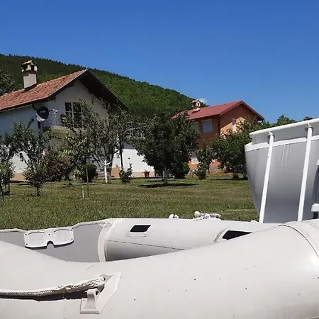 Σπίτι διακοπών Vikendica Zlatna Plaza - Kod Gagca Φότσα